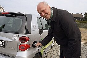 GDW E-Smart Gerald Brehm betankt GDW-E-Smart